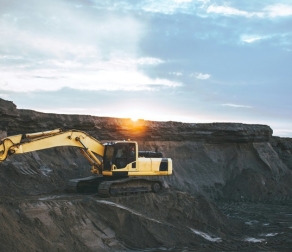 How to Get a Job in the Mines in Australia: Pros, Cons & Tips